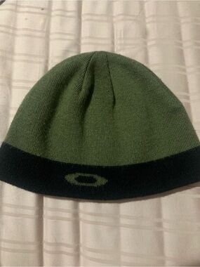 Oakley Olive Green and Black Knit Beanie